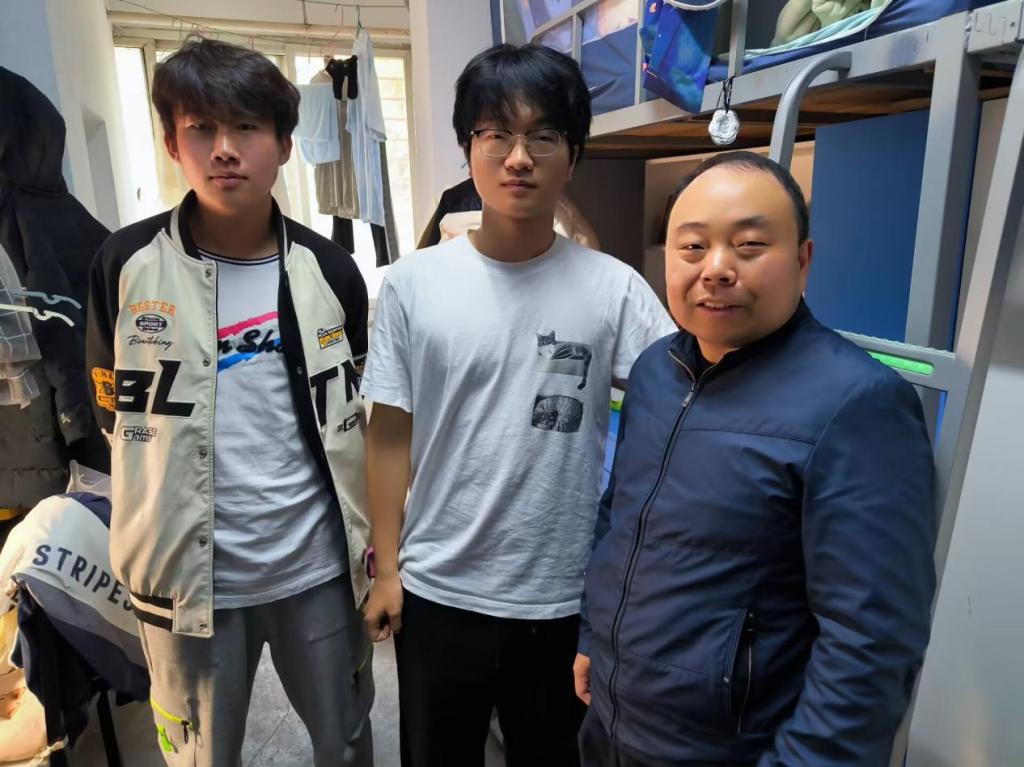 18097